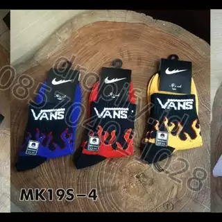 Kaos Kaki MK19S-1