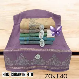 Handuk Corak Ini-Itu 70x140 cm