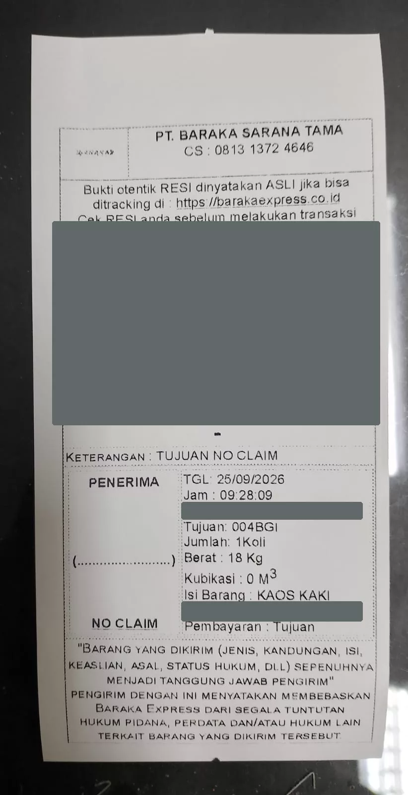 Resi kaos kaki 25 September 2026, satu koli 18 kg, dengan identitas disensor