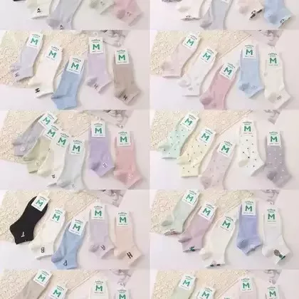 Kaos Kaki pilihan di Dropify