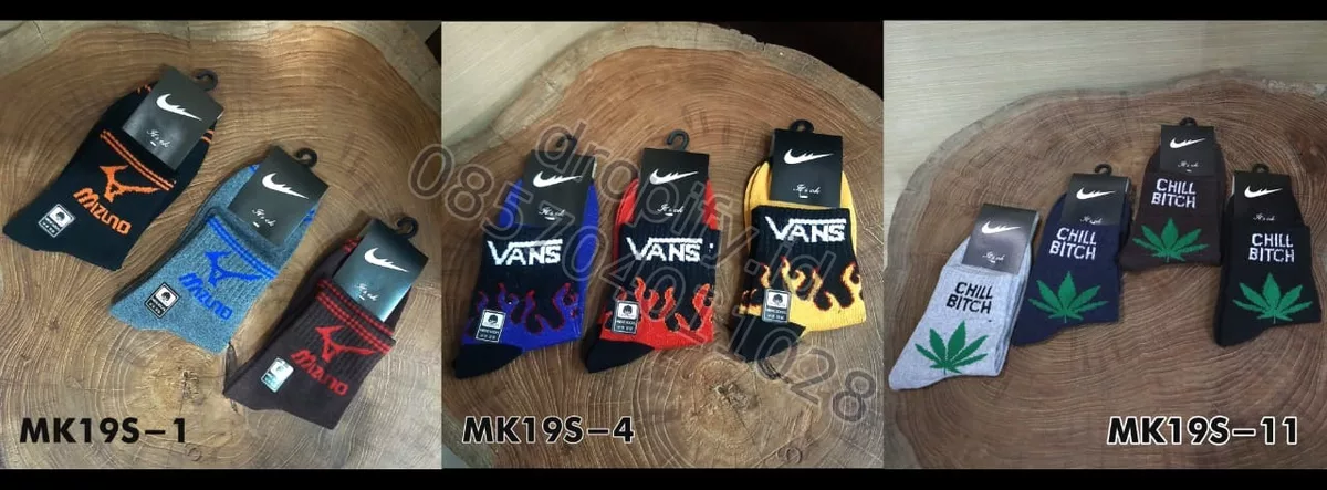 Kaos Kaki MK19S-1